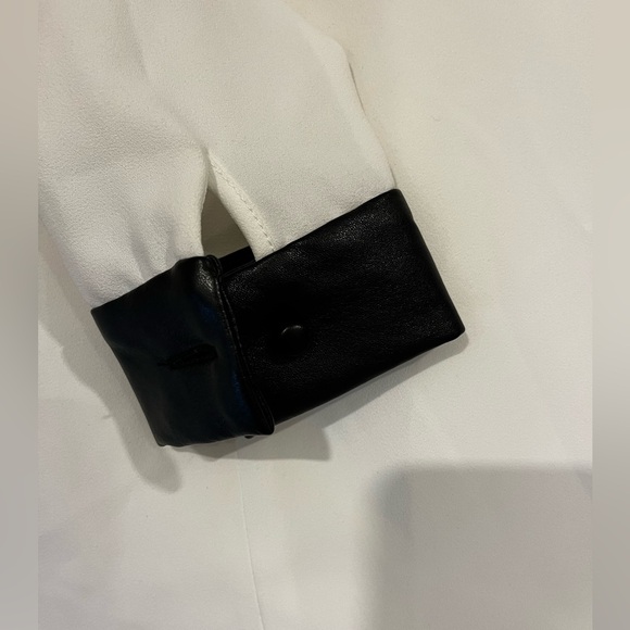 Intermix Blouse with leather collar and cuff sleeves - Picture 3 of 5